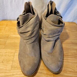 Rampage Vappy Tan Khaki Closed Toe Bootie with Decorative Buckle.  ITEM #1965